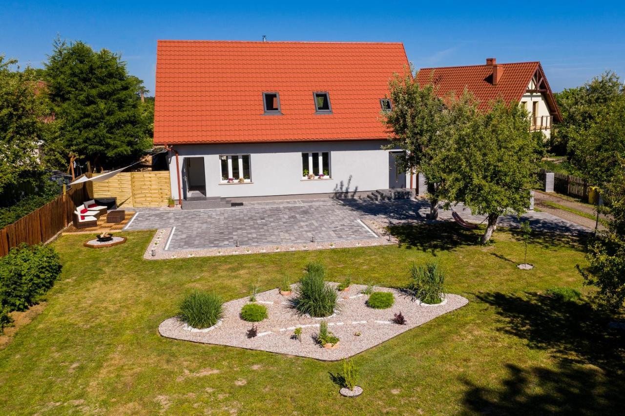 Apartament Na Cysterskim Szlaku Starzyno  ภายนอก รูปภาพ